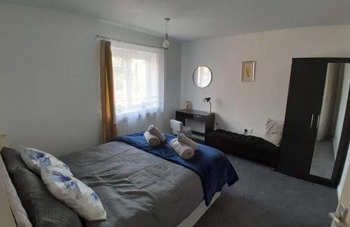 Northampton Apartamento | Charming Northampton Apartment with 2 Bedrooms