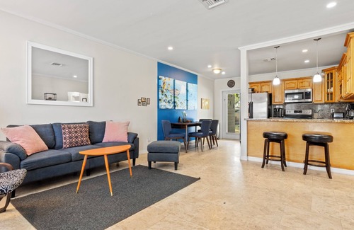 Central Fort Lauderdale Apartamento | Charming Oasis with a Pool