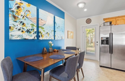 Central Fort Lauderdale Apartamento | Charming Oasis with a Pool