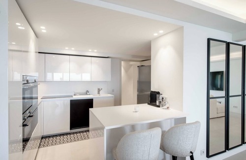 Cannes City Centre Apartamento | Encantador oasis con terraza 4 habitaciones/8 baños - Cannes
