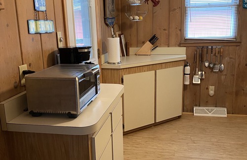 Rehoboth by the Sea Cabaña | Charming Ocean Block Cottage in Rehoboth-by-the-sea