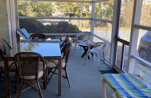 Rehoboth by the Sea Cabaña | Charming Ocean Block Cottage in Rehoboth-by-the-sea