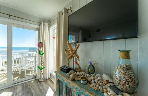 Windy Hill Apartamento | Charming Ocean-view Condo at Ocean Pier 3