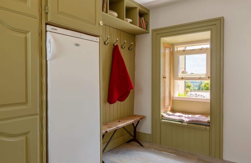 Macroom Casa | Encantadora casa restaurada con cal y piedra antigua granja