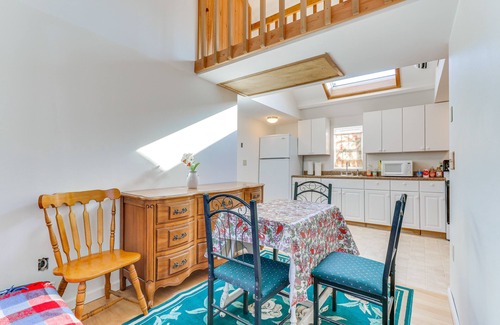 Old Lyme Cabaña | Charming Old Lyme Cottage, Steps to Private Beach!