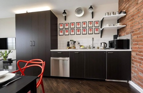 Kleparz Apartamento | Charming Old Town Kraków Retreat: Modern Comfort & Historic Charm.