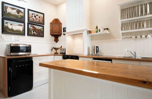 Launceston CBD Casa | Charming on Charles