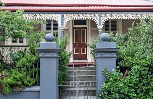 Launceston CBD Casa | Charming on Charles