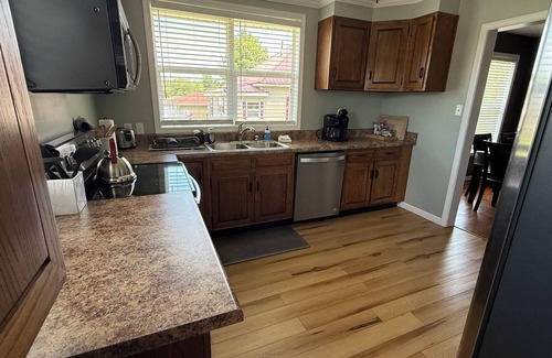 Summerlee Casa | Charming on Chestnut - 8.1 miles from the New River Gorge National Park