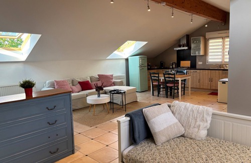 Voegtlinshoffen Casa | Charming pet friendly bungalow in the Vineyards with garden, deck and AC