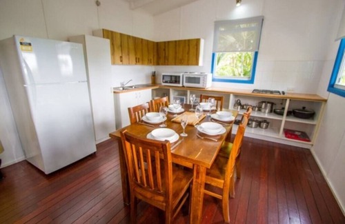 Seventeen Seventy Apartamento | Charming, Pet-Friendly Studio-Style Retreat with Fantastic View in Historic 1770