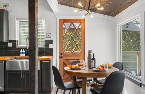 Kings Beach Casa | Tahoe Blue Chalet|Pet Friendly|Filtered Lakeview