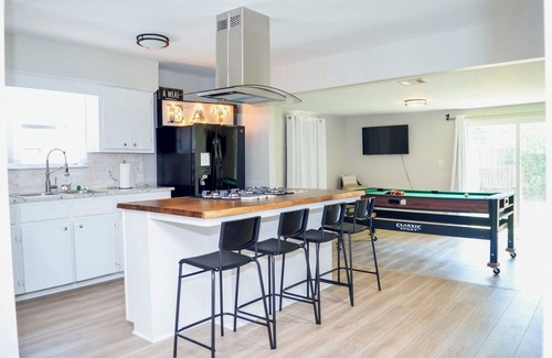 Washington Ave./ Memorial Park Casa | Charming Pet friendly 2-bedroom house in lovely Houston inside the loop