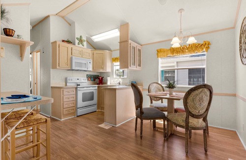 Upper Grand Lagoon Cabaña | Charming pet-friendly cottage in a gated resort with amenities on the east end of Panama City Beach!