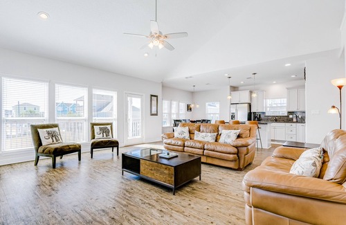 Pointe San Luis Casa | Charming Playa San Luis Getaway w/ Gulf Views & Decks -- Near Coast