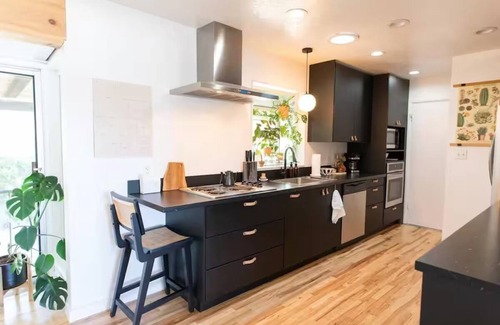 Monmouth Casa | Charming PNW Modern Oasis – Great Location, Spacious 3-Bedroom Comfort