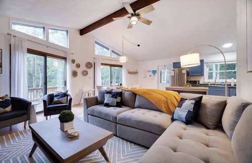 Jim Thorpe Casa | Charming Poconos Retreat | Minutes to Jim Thorpe