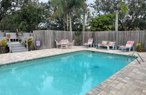 Palmetto Casa | Charming Pool & 4-bedroom house with WiFi and AC in peaceful Palmetto
