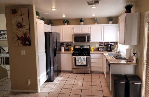 North Las Vegas Casa | Charming Private Oasis- Approx 10 min to strip, Arcade Machine,FootMassagers