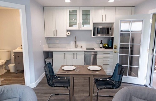 Bay Park Apartamento | Encantadora misión privada Bay Cottage