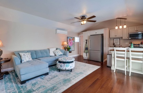 La Mesa Cabaña | Charming, private, pet friendly cottage close to all that San Diego has to offer