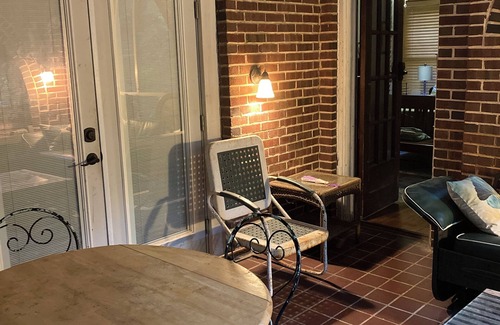 Lake Claire Apartamento | Charming private suite near Emory University
