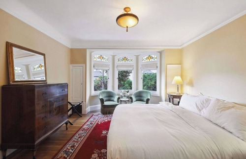 Lower Nob Hill Cabina | Charming Private Room in beautiful San Francisco