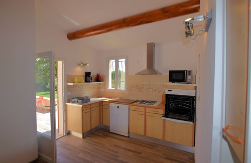 Cadenet Villa | Encantadora villa provenzal, contemporánea, nueva, entre el sur de Luberon y Durance