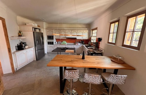 Le Muy Villa | Charming provencal villa with beautiful garden and pool near Sainte-Maxime!