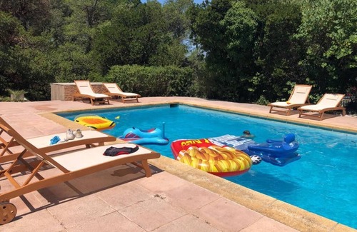 Le Muy Villa | Charming provencal villa with beautiful garden and pool near Sainte-Maxime!