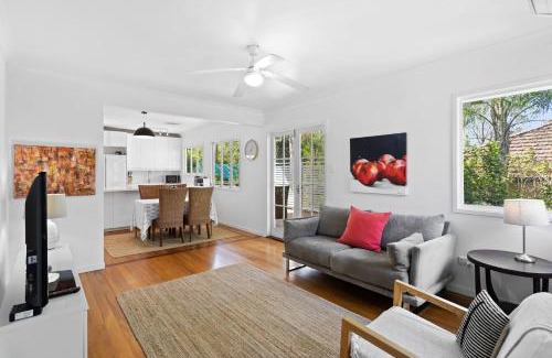 Stafford Heights Casa | Charming Queenslander Getaway