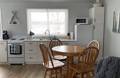 Plympton-Wyoming Otro | Charming quiet country retreat