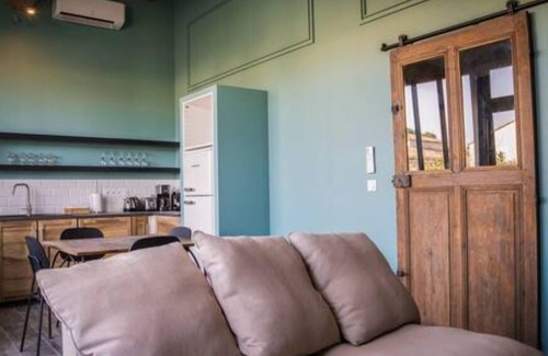Saint-Andiol Apartamento | Charming, quiet T1