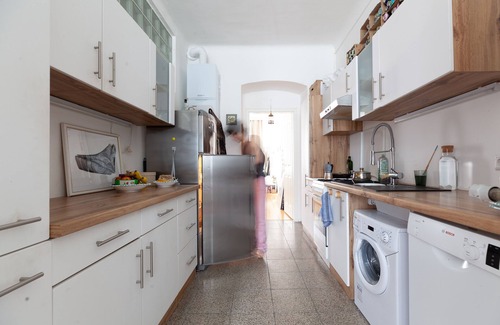 Penzing Apartamento | Charming, quietly located accommodation in the 14th district of Vienna (room in apartment)
