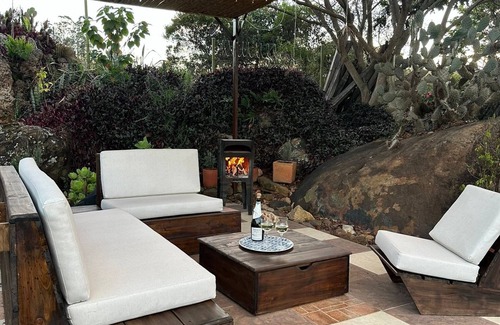 Villa de Leyva Casa | Charming refuge in Villa de Leyva, 2-story house, 4 bedrooms, mountain views.