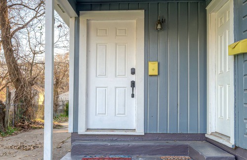 Highland Historic District Casa | Charming Remodeled Home close to several hospitals, downtown,.