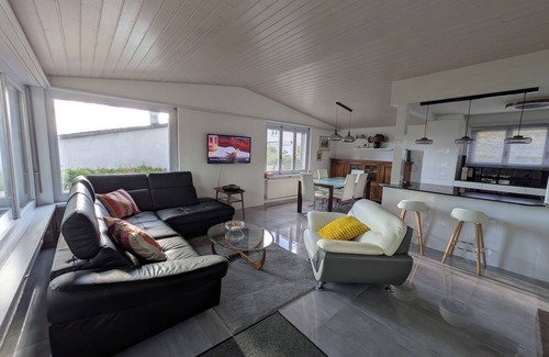 La Neuveville Casa | Charming Renovated Villa with Lush Garden & Hot Tub , La Neuveville, Switzerland