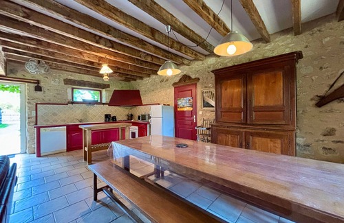 Migne Cabaña | Casa rural pintoresca con piscina en el corazón de la naturaleza, perfecta para familias