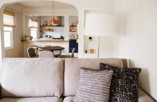 Newberg Casa | Great Deals on Summer Stays!