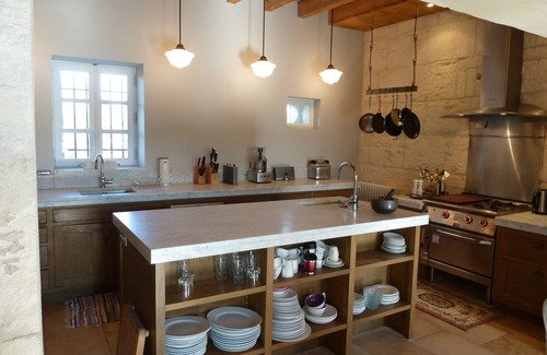 Fontvieille Casa | Encantadora casa de campo reformada en el corazón de los Alpilles.