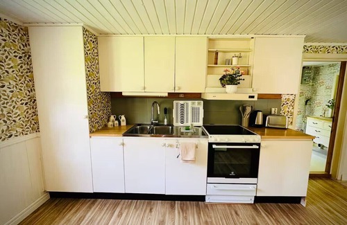 Vretstorp Chalet De Esquí | Charming, renovated holiday home in a secluded location a few minutes from the lake