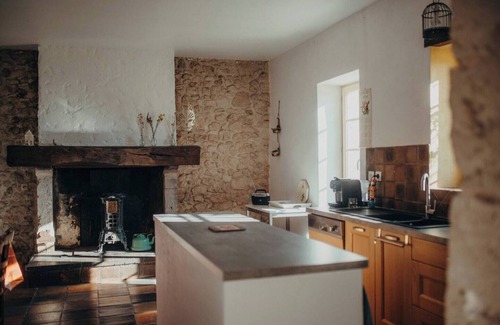 Saint-Avit Casa | Charming Renovated Stone House with Heated Pool, A/C, and Stunning Views