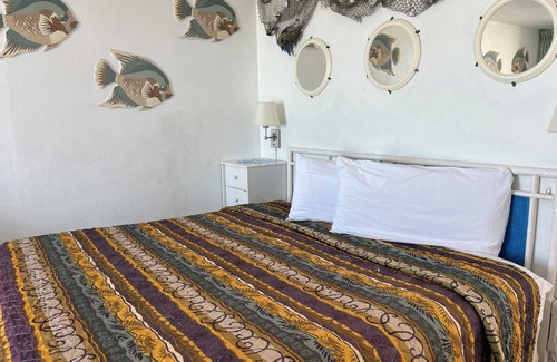Ocean Dunes Complejo | Charming resort in Daytona Beach, Beautiful Oceanview with King size bed 517