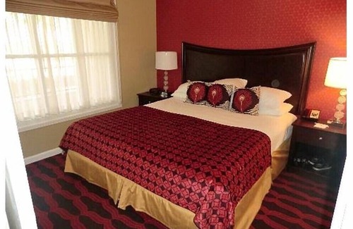 Anaheim Resort Complejo | Charming resort in lovely Anaheim 2 mil from Disneyland w/WiFi, fitness room, AC