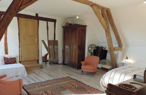 Toucy Casa | Charming restored Burgundian farmhouse, located 3 km from Toucy (<2h from Paris)