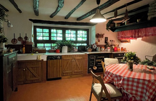 Arantza Casa | Caserío tradicional navarro del 1800 rehabilitado con encanto, en el Baztan