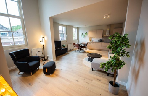 Noord Villa | Charming Retreat 3BDR Apartment PKB