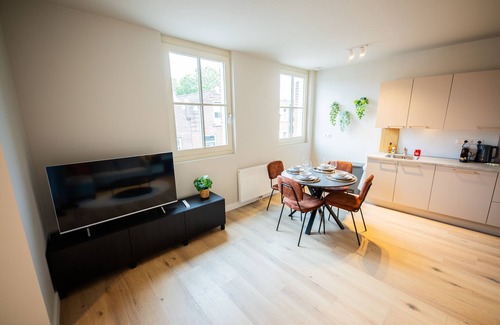 Noord Villa | Charming Retreat 3BDR Apartment PKB