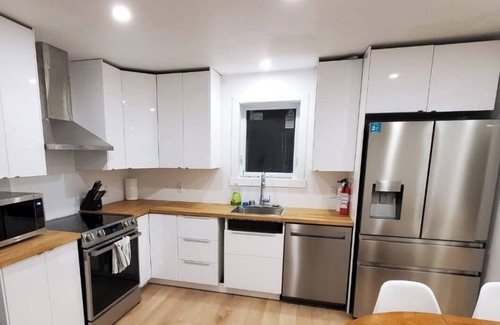 Lafleche Condominio | Charming Retreat Near Montreal: Sleeps 7, Pet-Friendly, Free Parking!