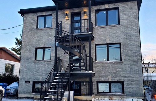 Lafleche Condominio | Charming Retreat Near Montreal: Sleeps 7, Pet-Friendly, Free Parking!